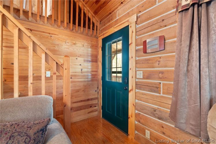 Listing Image 19