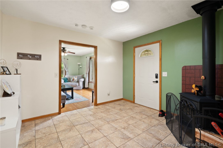 Listing Image 32