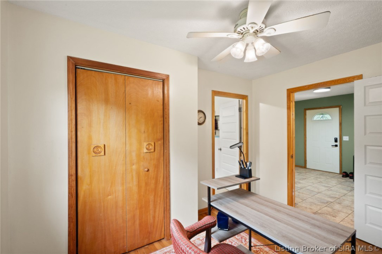 Listing Image 50