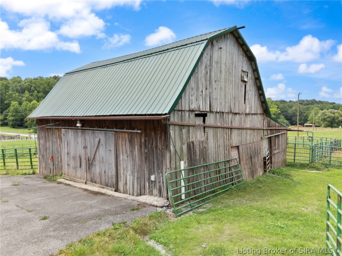 Listing Image 25