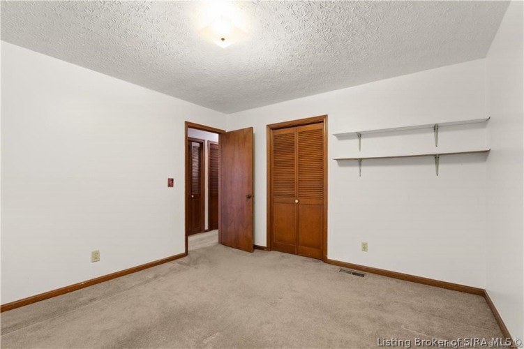 Listing Image 38
