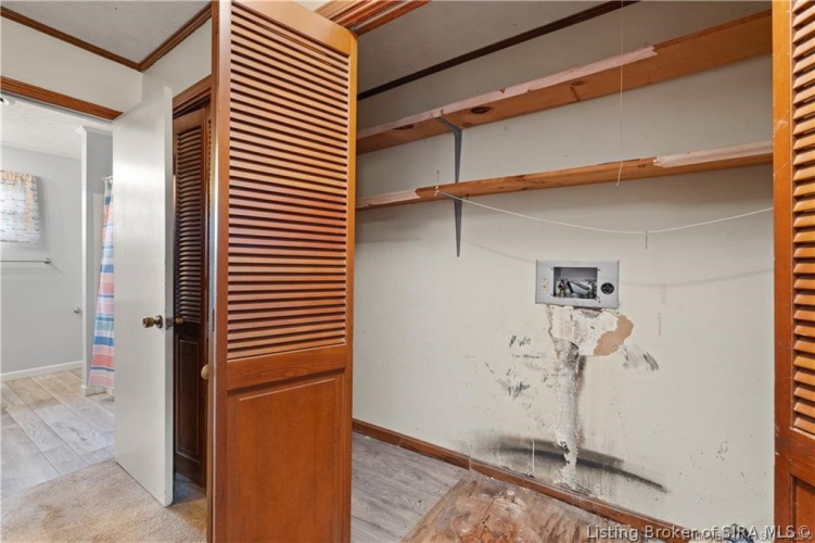 Listing Image 52