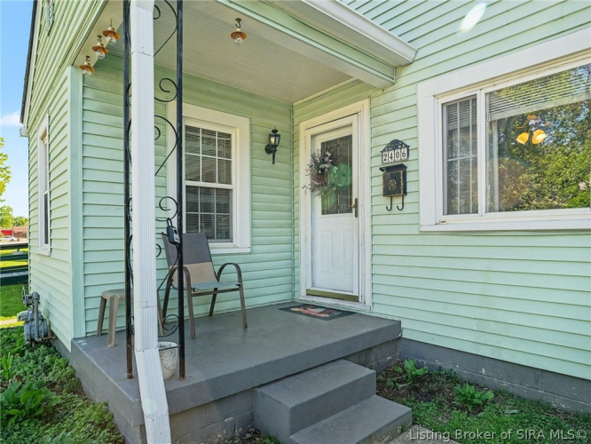 Listing Image 2