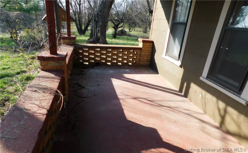 Listing Image 6