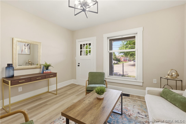 Listing Image 6
