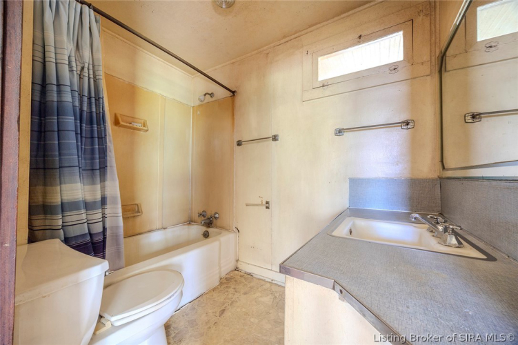 Listing Image 22