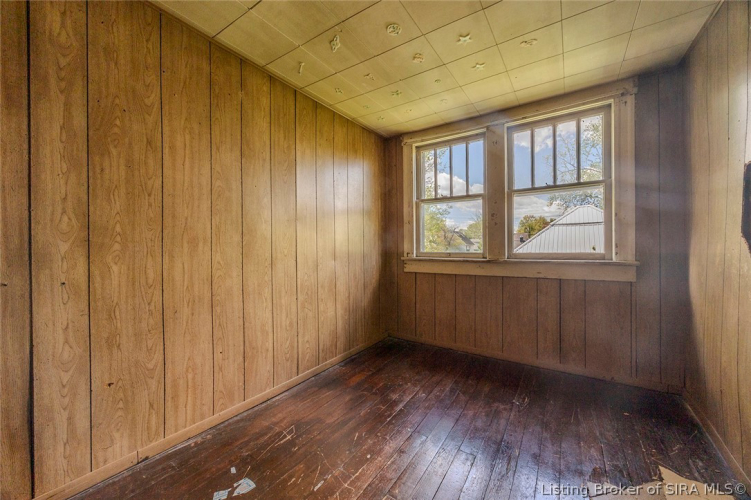 Listing Image 32