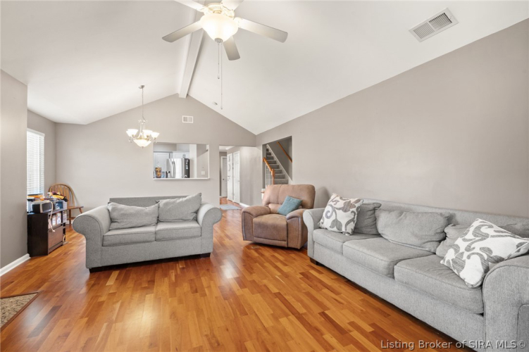 Listing Image 16