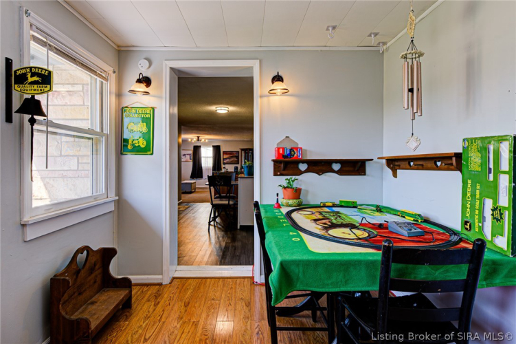 Listing Image 13