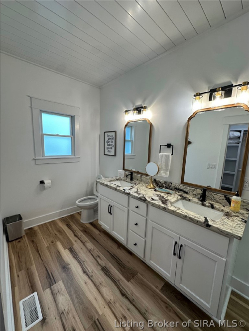 Listing Image 13