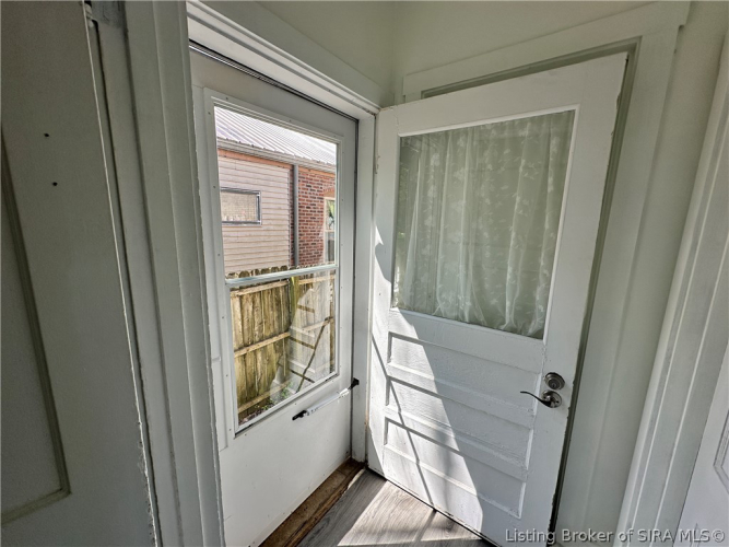 Listing Image 32