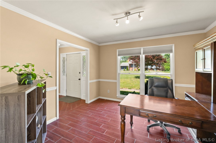Listing Image 18