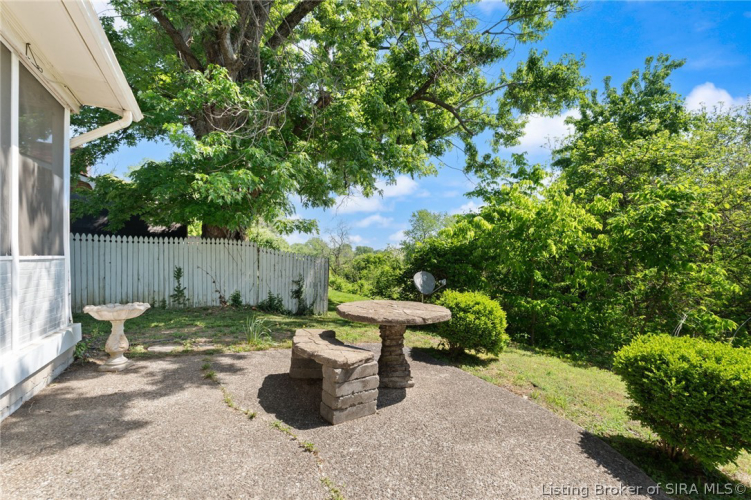 Listing Image 33