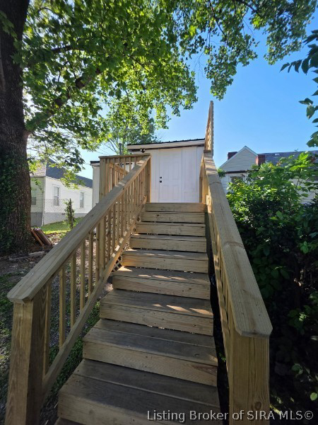 Listing Image 17
