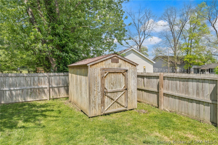 Listing Image 27