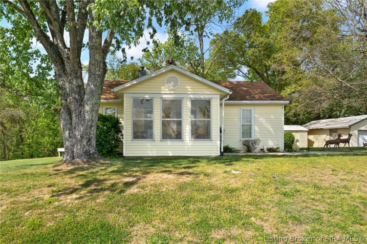 Listing Image 8