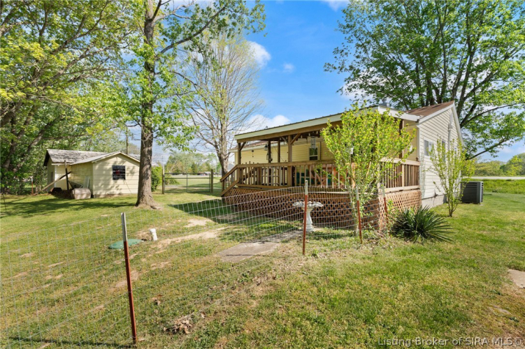 Listing Image 10