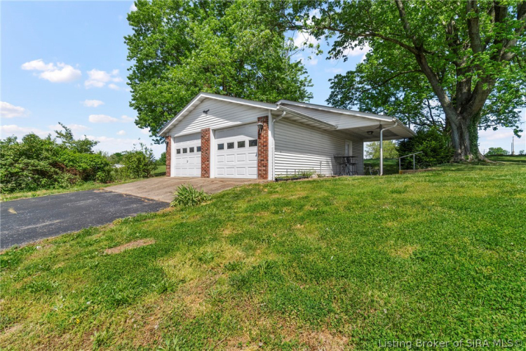 Listing Image 17