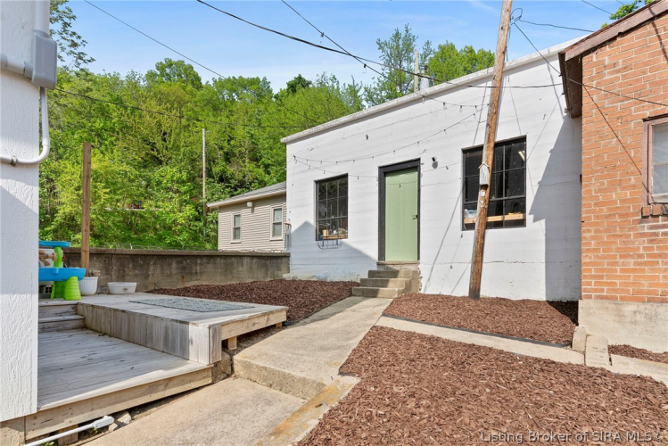 Listing Image 32