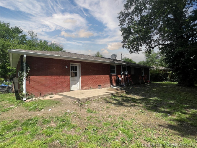 Listing Image 28