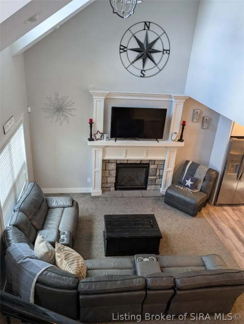 Listing Image 5