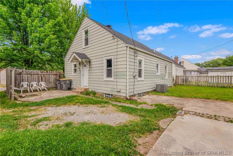 Listing Image 28