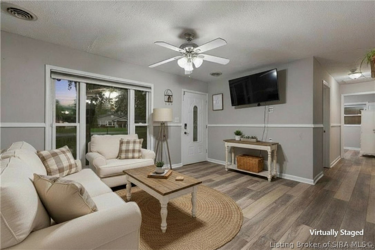 Listing Image 6