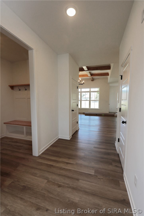 Listing Image 18