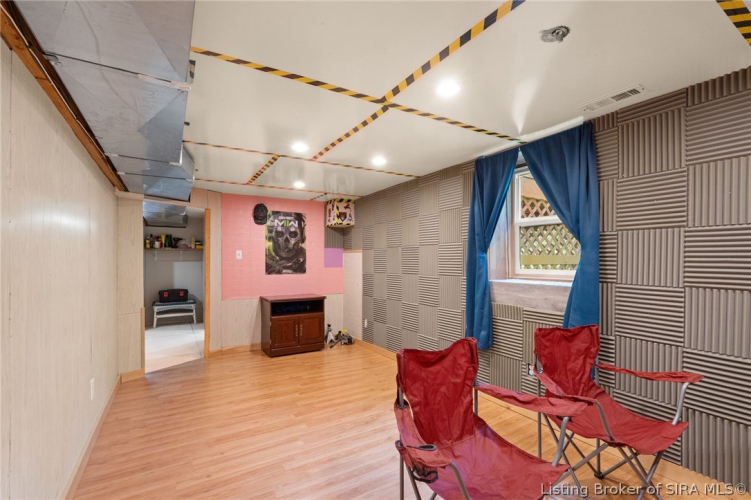 Listing Image 37