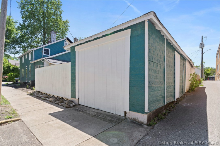 Listing Image 21