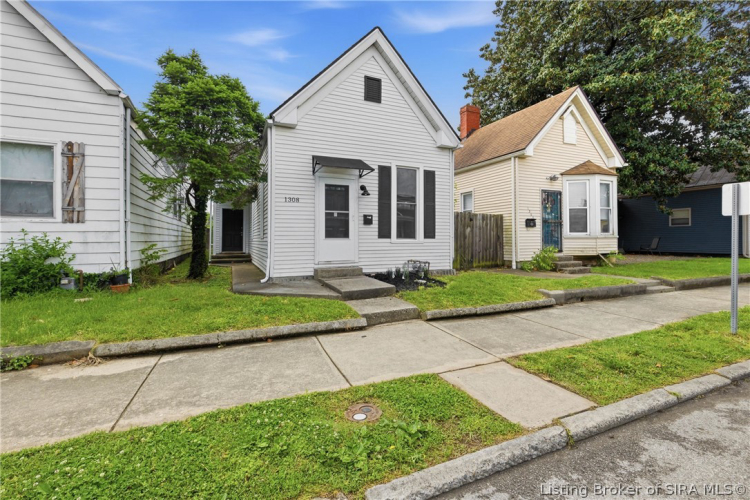 Listing Image 17