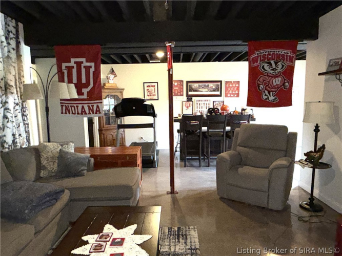 Listing Image 36