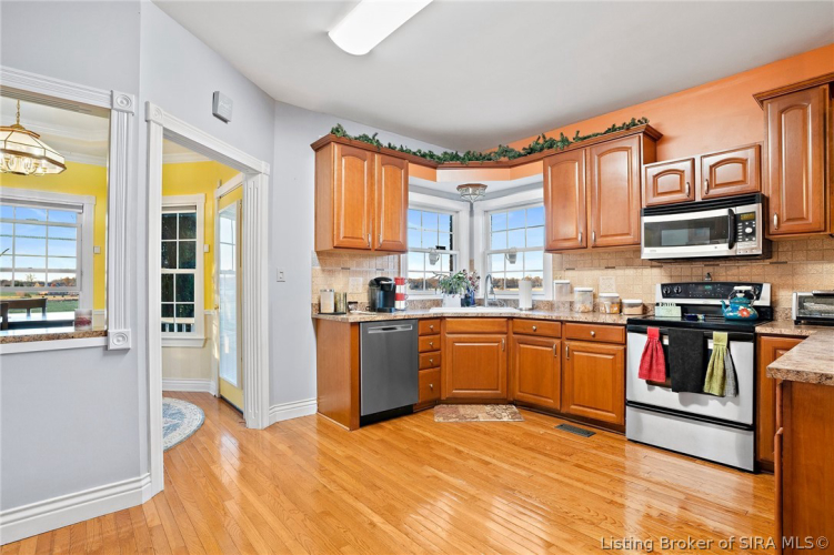 Listing Image 2