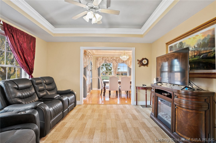 Listing Image 20
