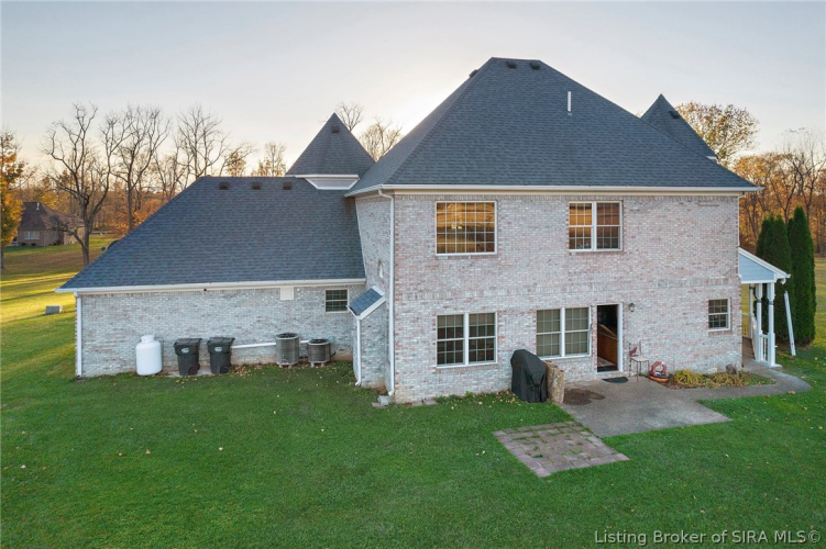 Listing Image 53