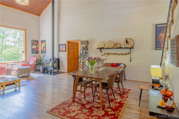 Listing Image 14