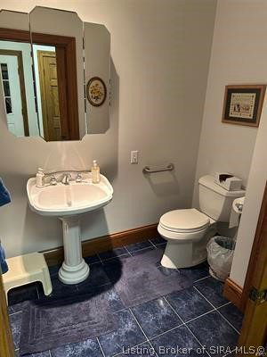 Listing Image 12