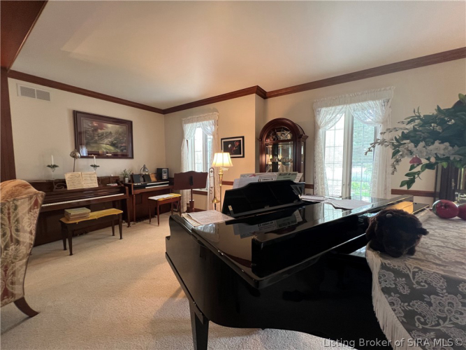 Listing Image 16