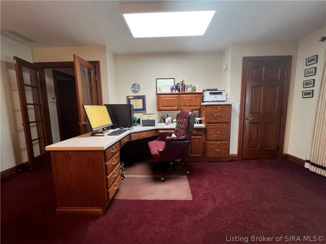 Listing Image 36