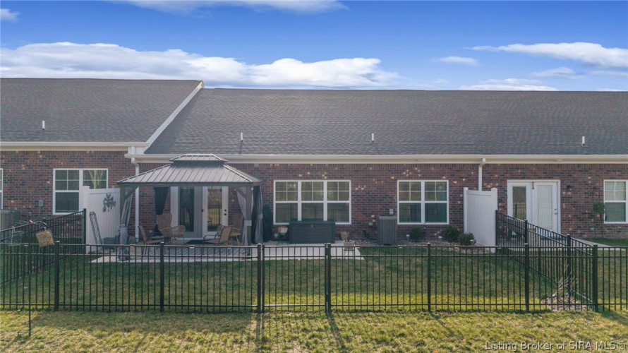 Listing Image 38