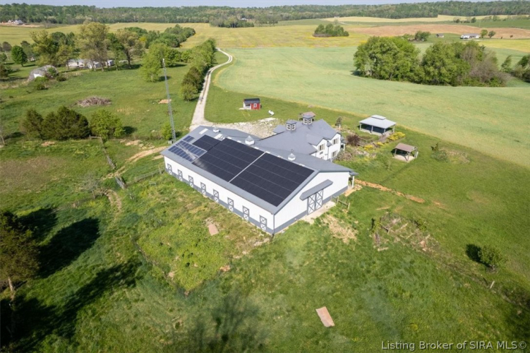 Listing Image 10