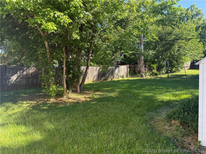 Listing Image 18
