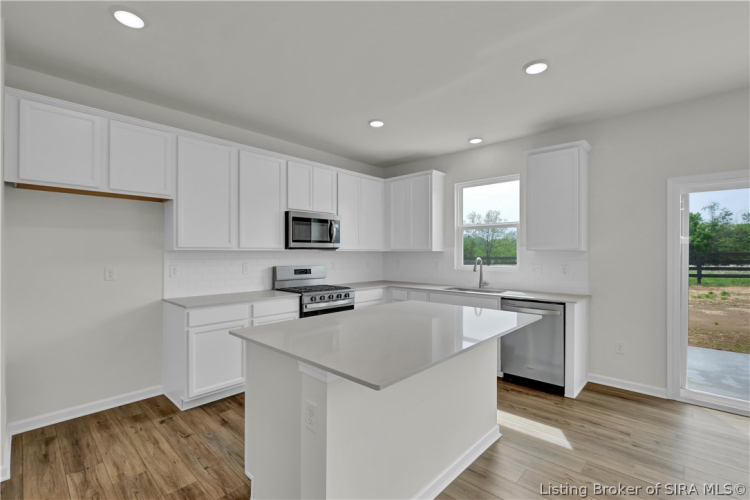 Listing Image 9