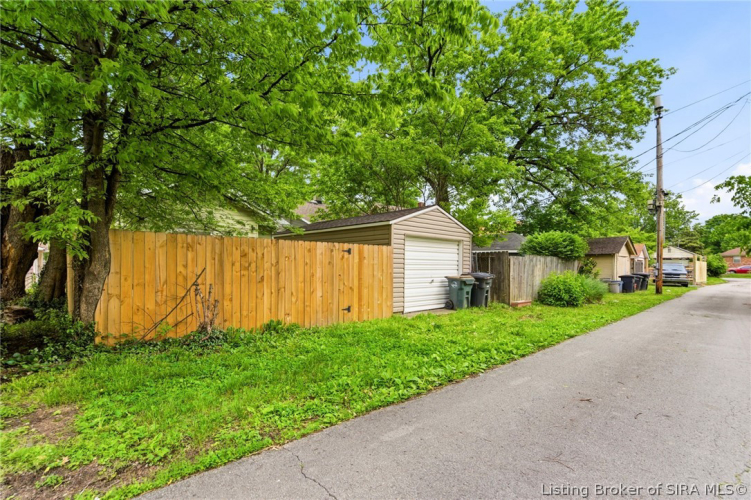Listing Image 32