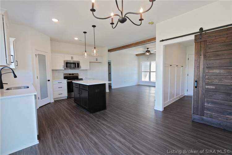 Listing Image 15