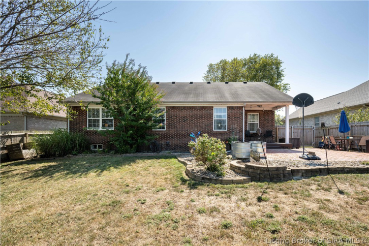 Listing Image 32