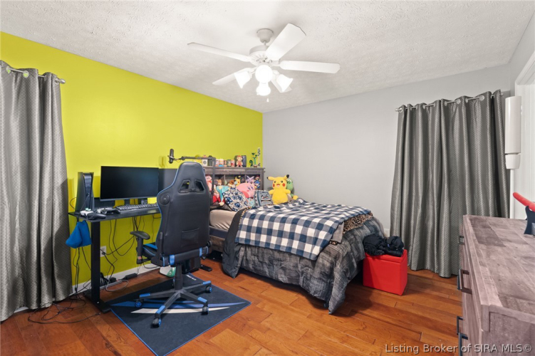 Listing Image 24