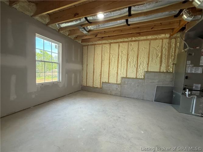 Listing Image 79