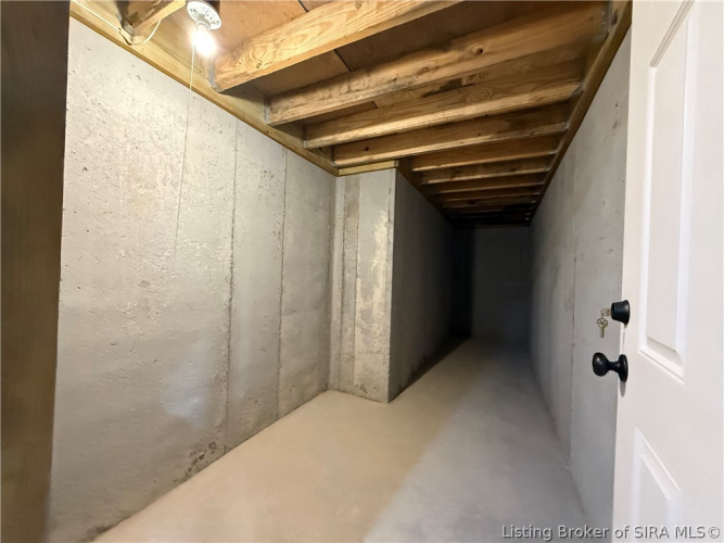Listing Image 83