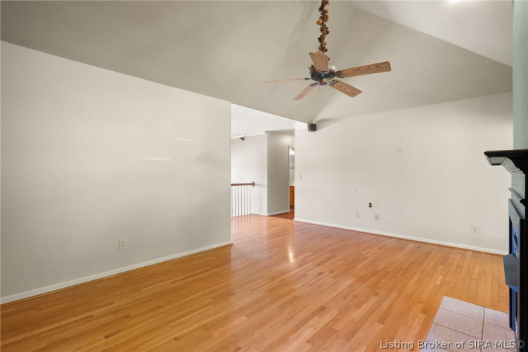 Listing Image 25